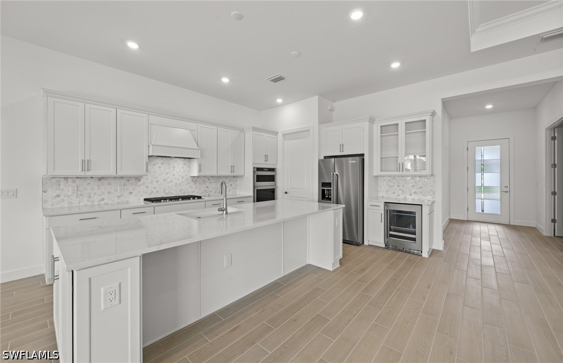 3 Bed Pool Home for Sale in Naples, photo 6