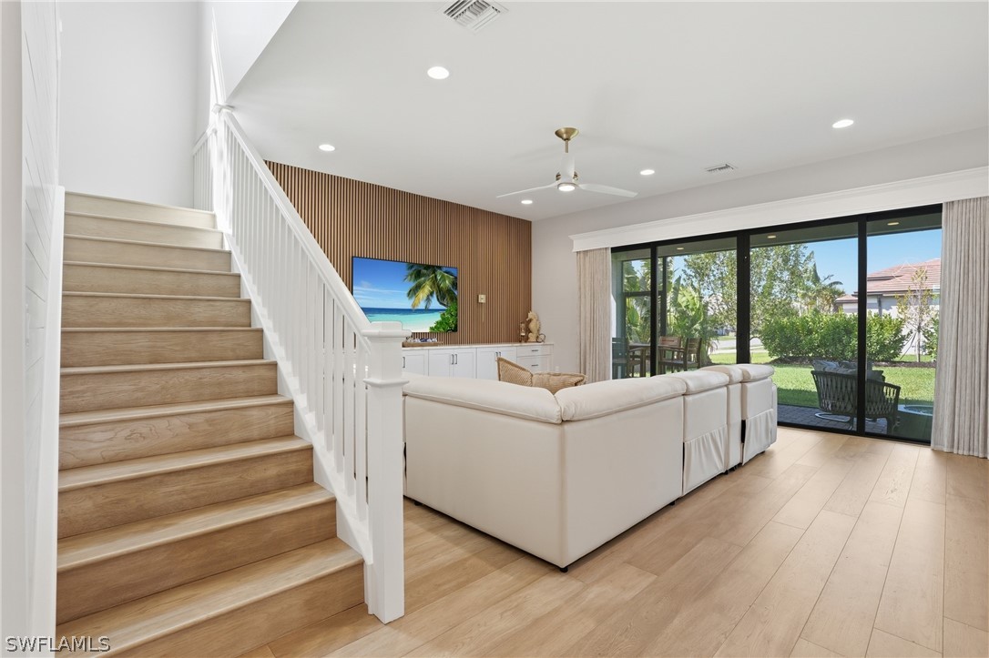 4 Bed SingleFamilyResidence for Sale in Estero, photo 6