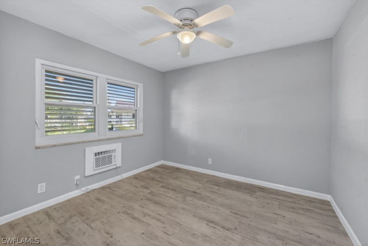 2 Bed Condominium for Sale in Marco Island, FL, $279,000 — photo 6