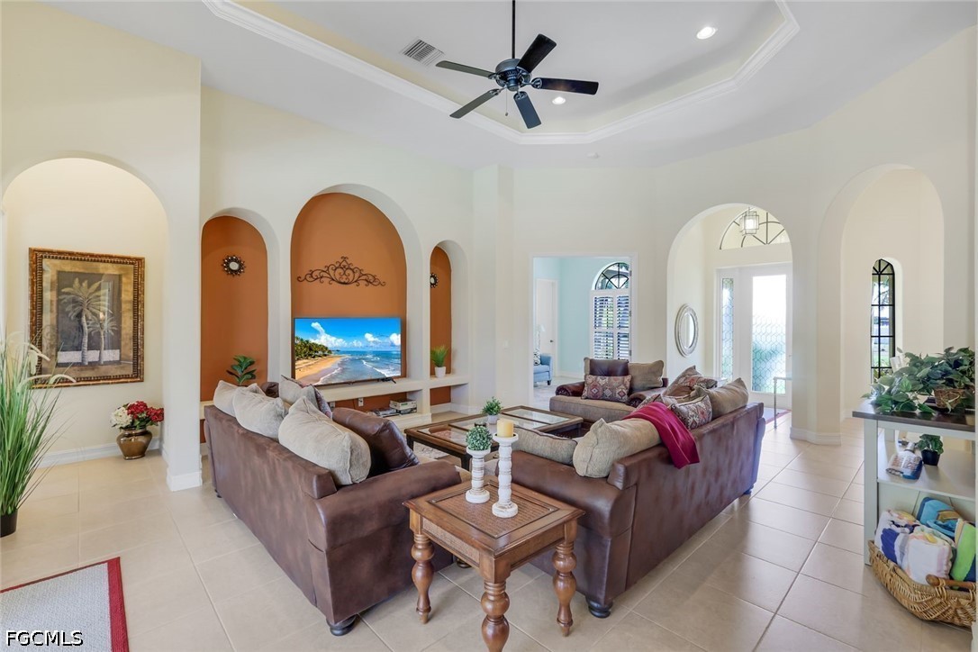 5 Bed Pool Home for Sale in Cape Coral, photo 6