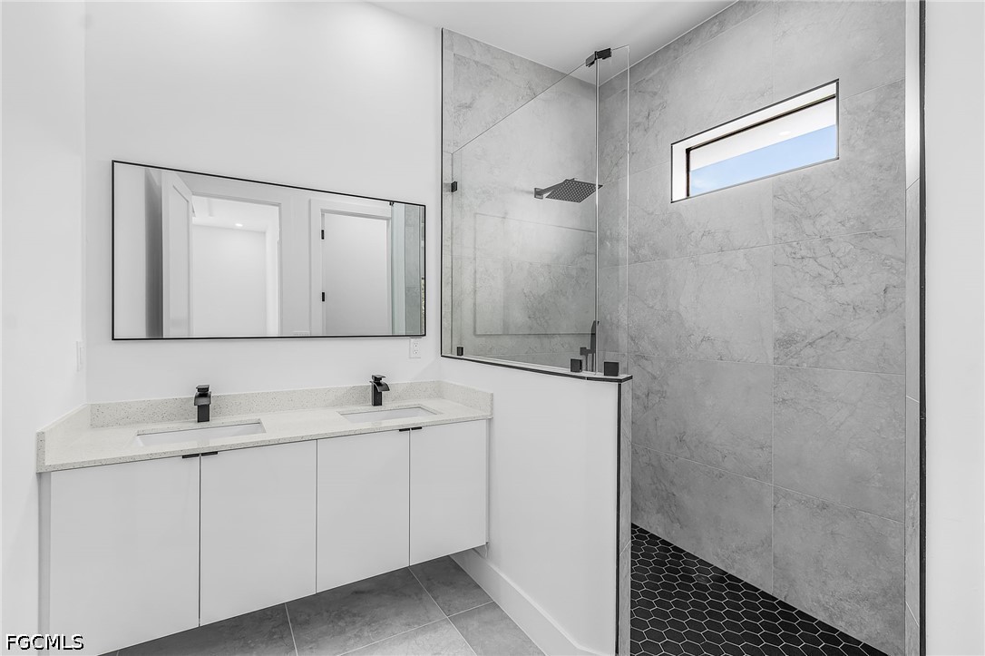 3 Bed SingleFamilyResidence for Sale in Lehigh Acres, photo 6