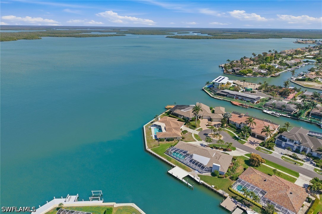 4 Bed Pool Home for Sale in Marco Island, photo 6