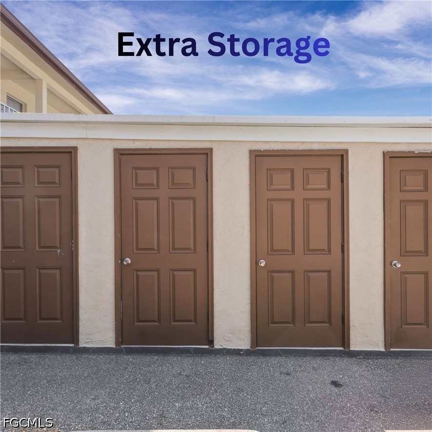 2 Bed Condominium for Sale in Fort Myers, photo 6
