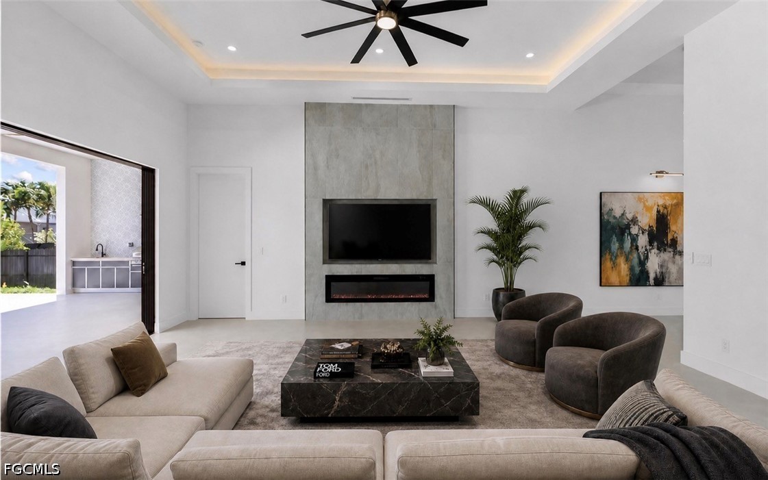 4 Bed Pool Home for Sale in Cape Coral, photo 6