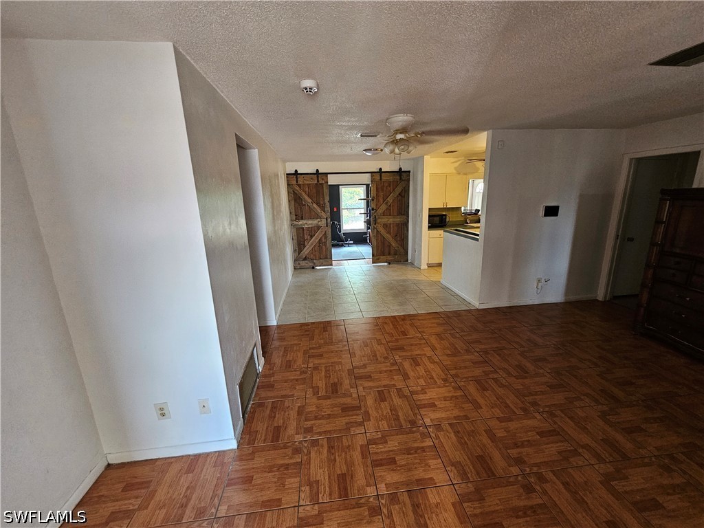 3 Bed SingleFamilyResidence for Sale in Parkwood, FL — photo 6