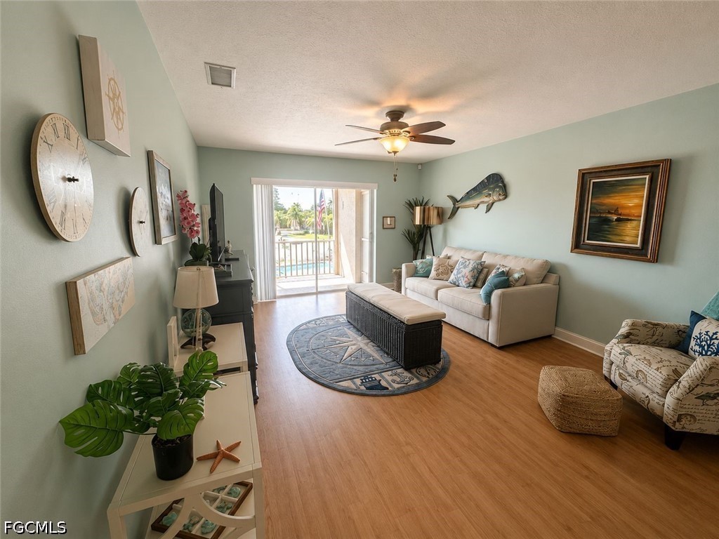 2 Bed Pool Home for Sale in Cape Coral, photo 6