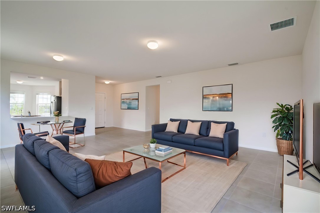3 Bed SingleFamilyResidence for Sale in Cape Coral, FL — photo 6