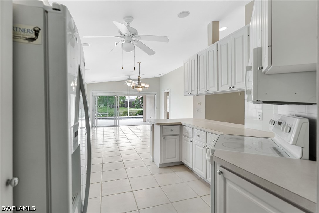 2 Bed Pool Home for Sale in Island Walk, photo 6
