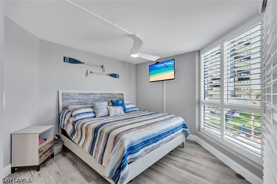 2 Bed Waterfront Home for Sale in Marco Island, photo 6