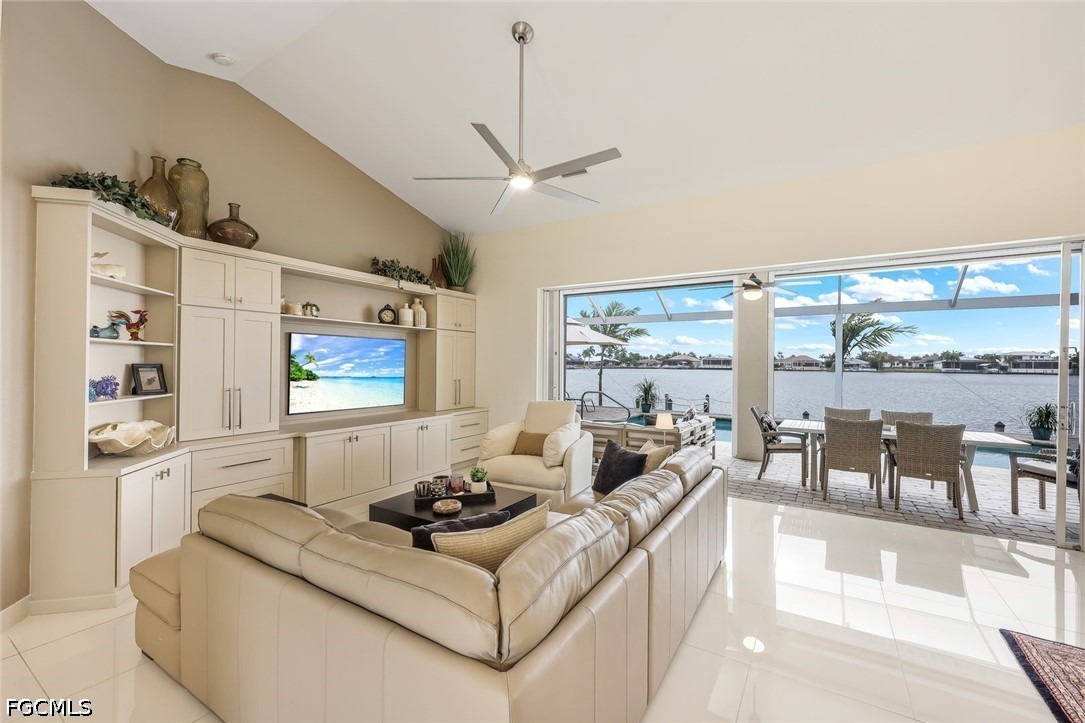 3 Bed Pool Home for Sale in Cape Coral, photo 6