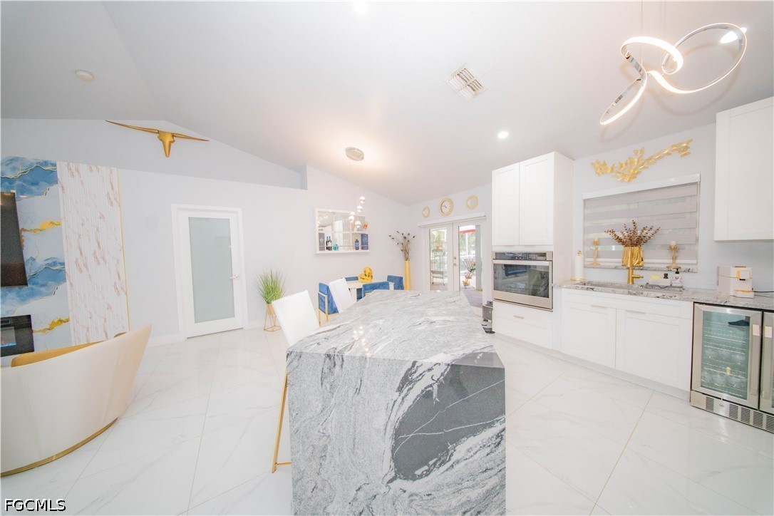 3 Bed Pool Home for Sale in Cape Coral, photo 6