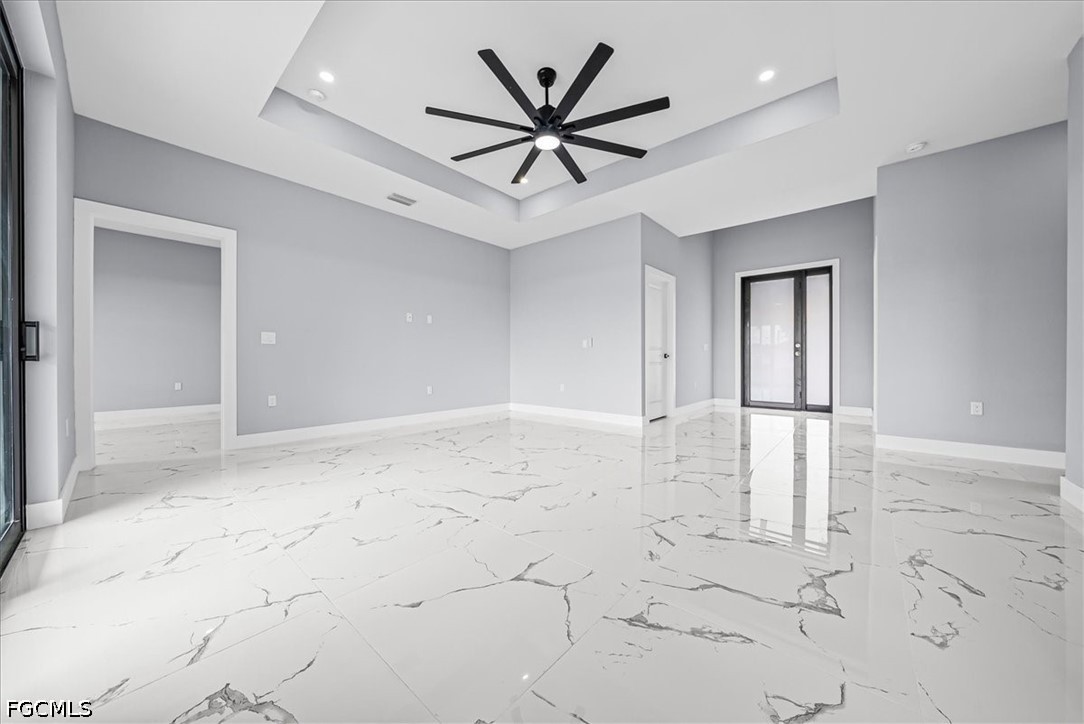 4 Bed SingleFamilyResidence for Sale in Lehigh Acres, photo 6
