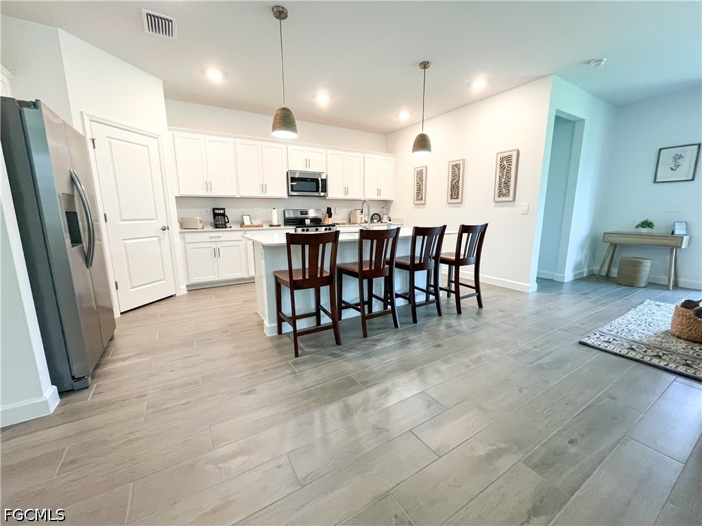 4 Bed SingleFamilyResidence for Sale in Timber Creek, photo 6