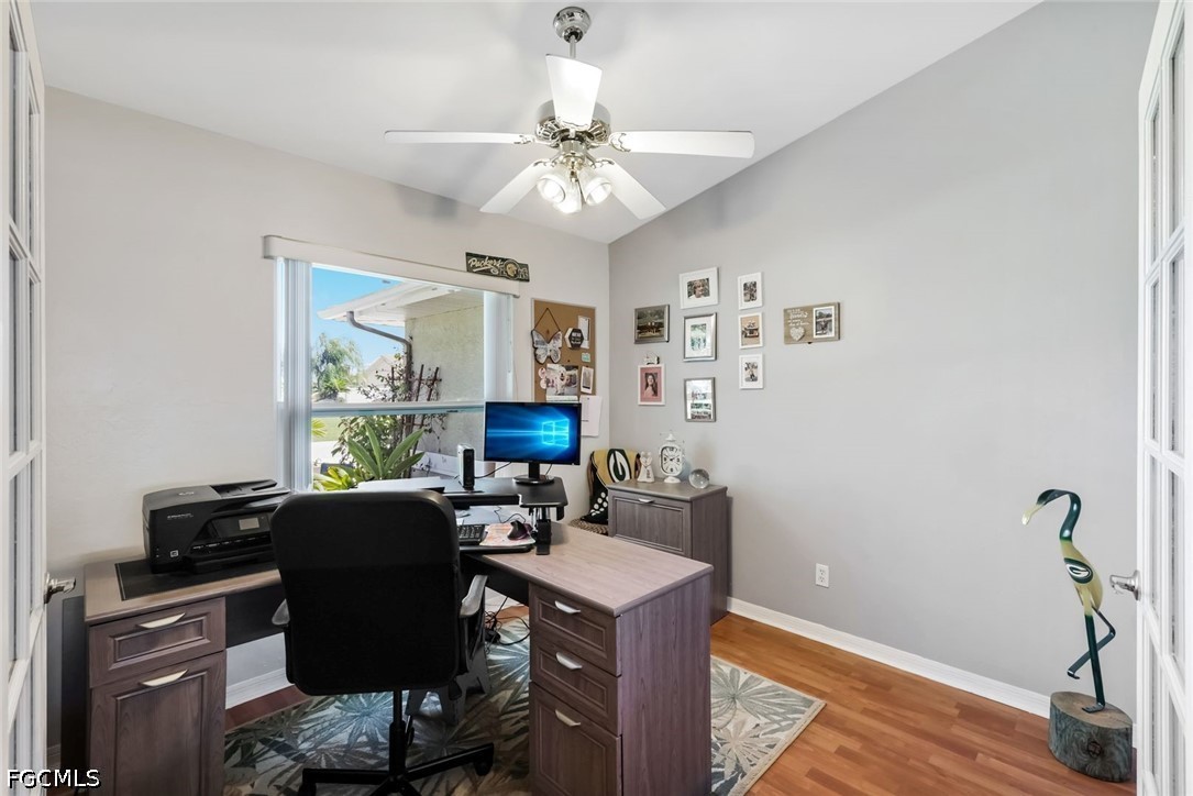 3 Bed Pool Home for Sale in Cape Coral, photo 6