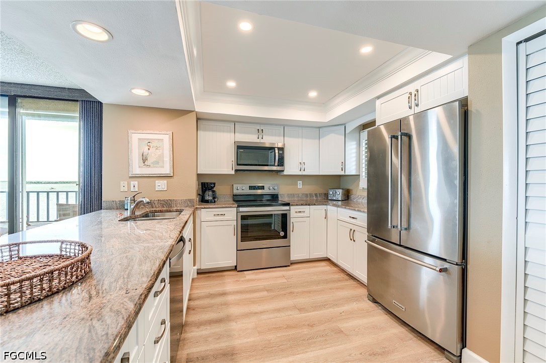 2 Bed Pool Home for Sale in Punta Rassa, FL, $495,000 — photo 6