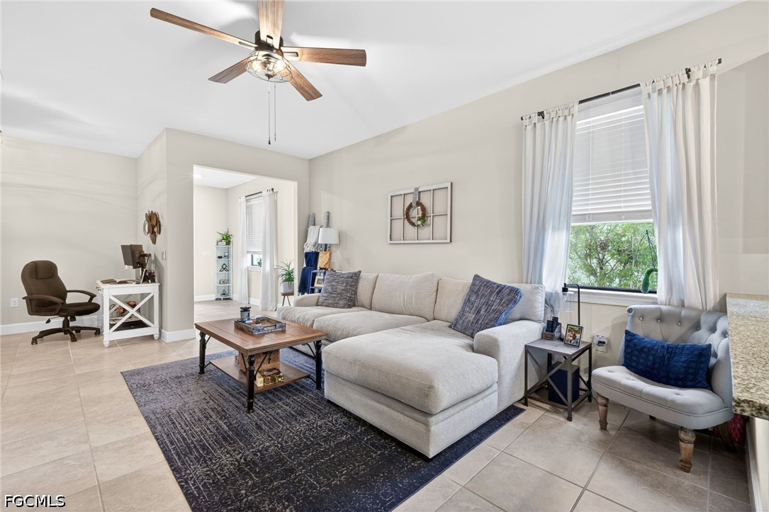 3 Bed SingleFamilyResidence for Sale in Eagle Reserve, FL — photo 6