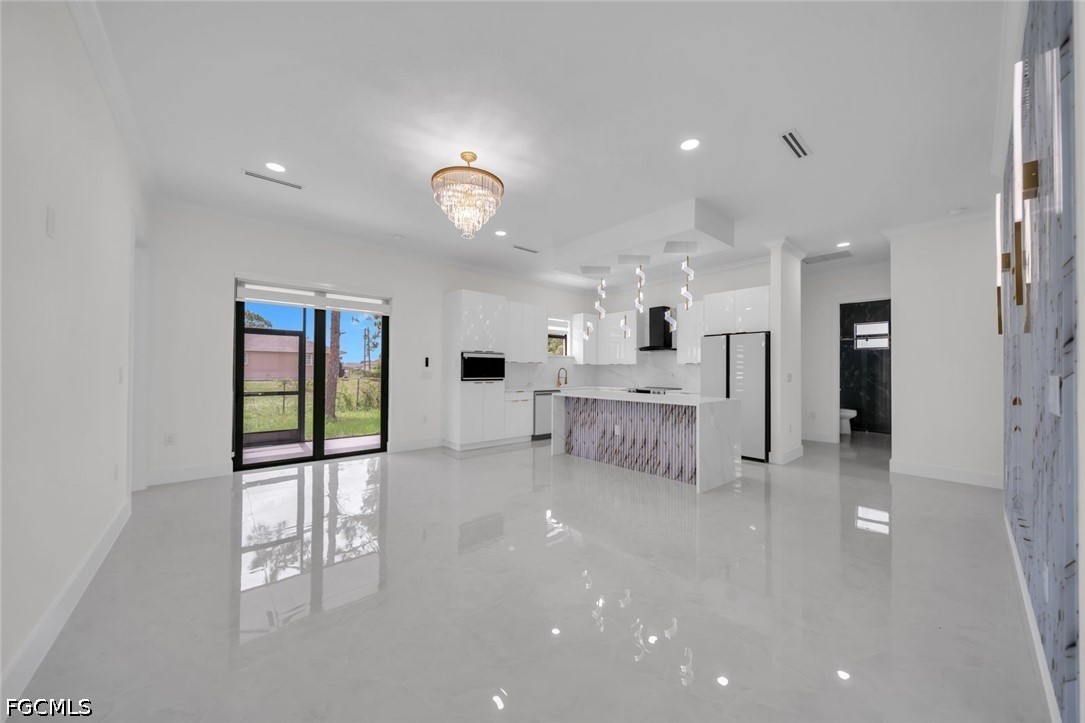 4 Bed SingleFamilyResidence for Sale in Lehigh Acres, photo 6