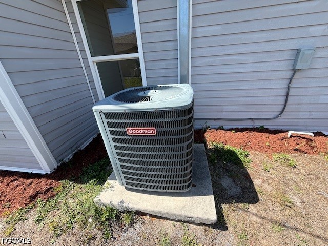 4 Bed SingleFamilyResidence for Sale in Cape Coral, FL — photo 6