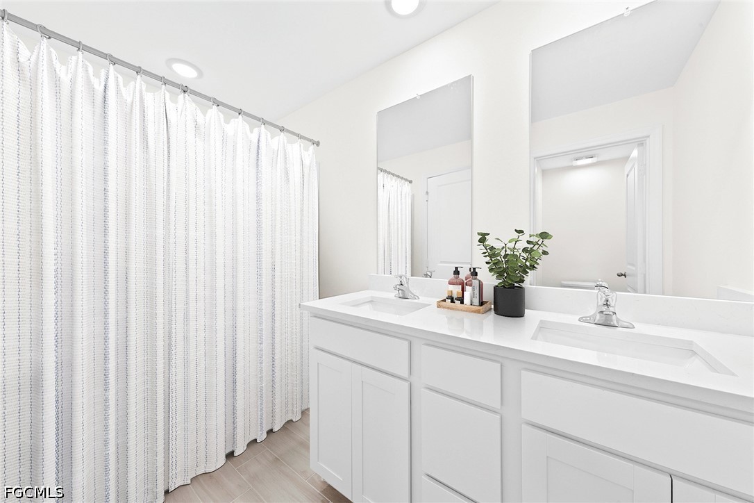 3 Bed SingleFamilyResidence for Sale in Lehigh Acres, FL — photo 6