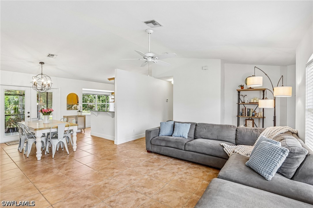 3 Bed SingleFamilyResidence for Sale in Naples, photo 6