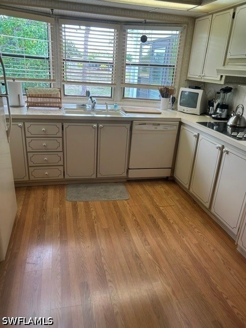 2 Bed ManufacturedHome for Sale in Naples, photo 6