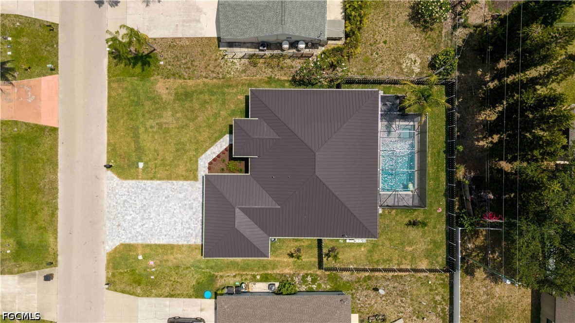 4 Bed Pool Home for Sale in Cape Coral, photo 6