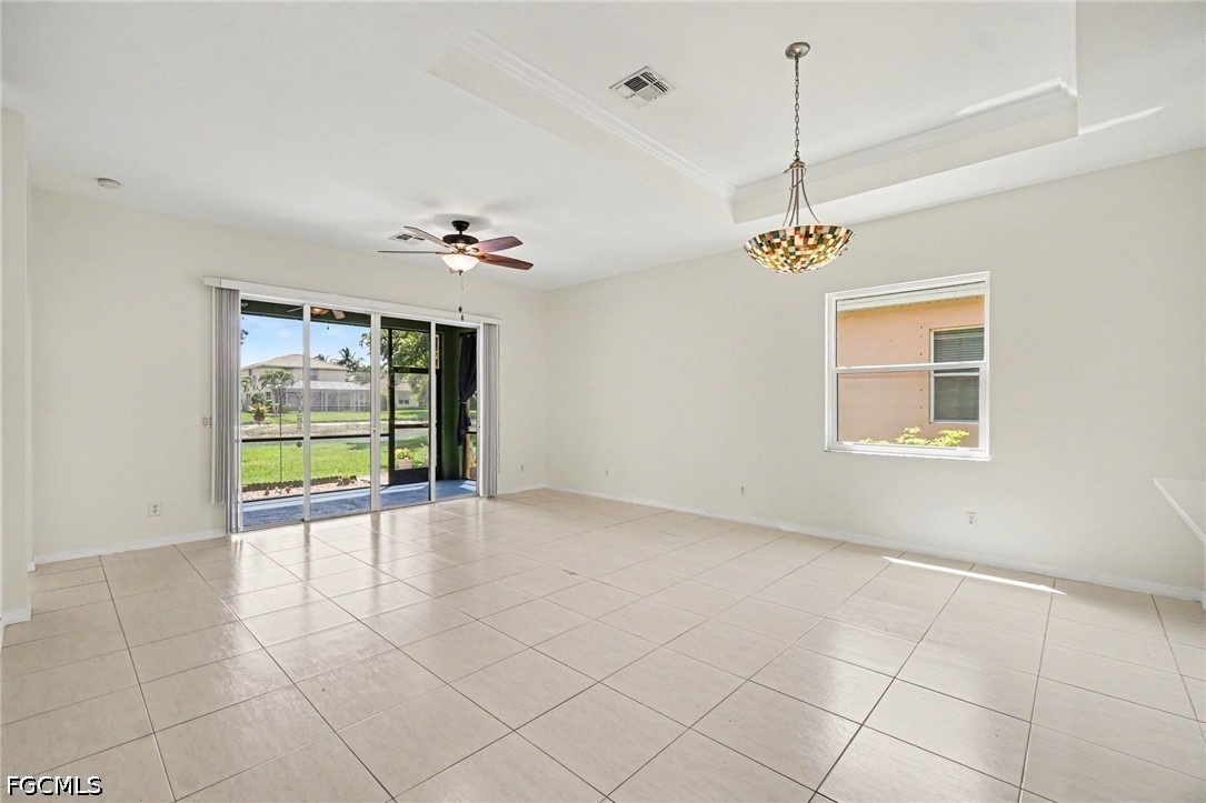 3 Bed Waterfront Home for Sale in Coral Lakes, photo 6