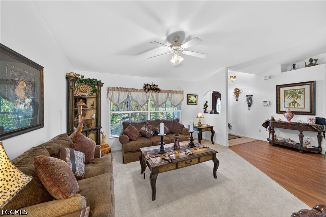 3 Bed SingleFamilyResidence for Sale in Cape Coral, photo 6