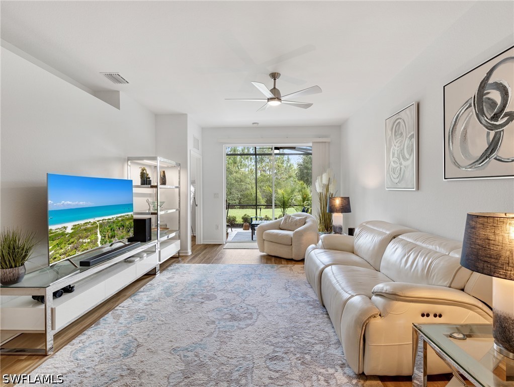 3 Bed Attached for Sale in Bella Terra, FL — photo 6