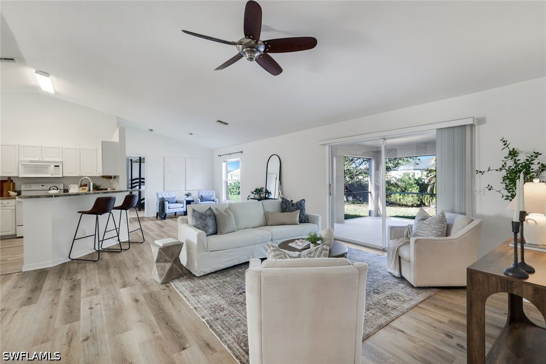 3 Bed SingleFamilyResidence for Sale in Cape Coral, photo 6