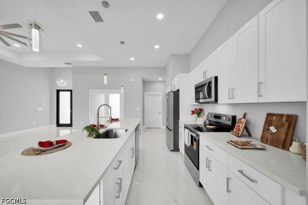 3 Bed SingleFamilyResidence for Sale in Cape Coral, FL — photo 6