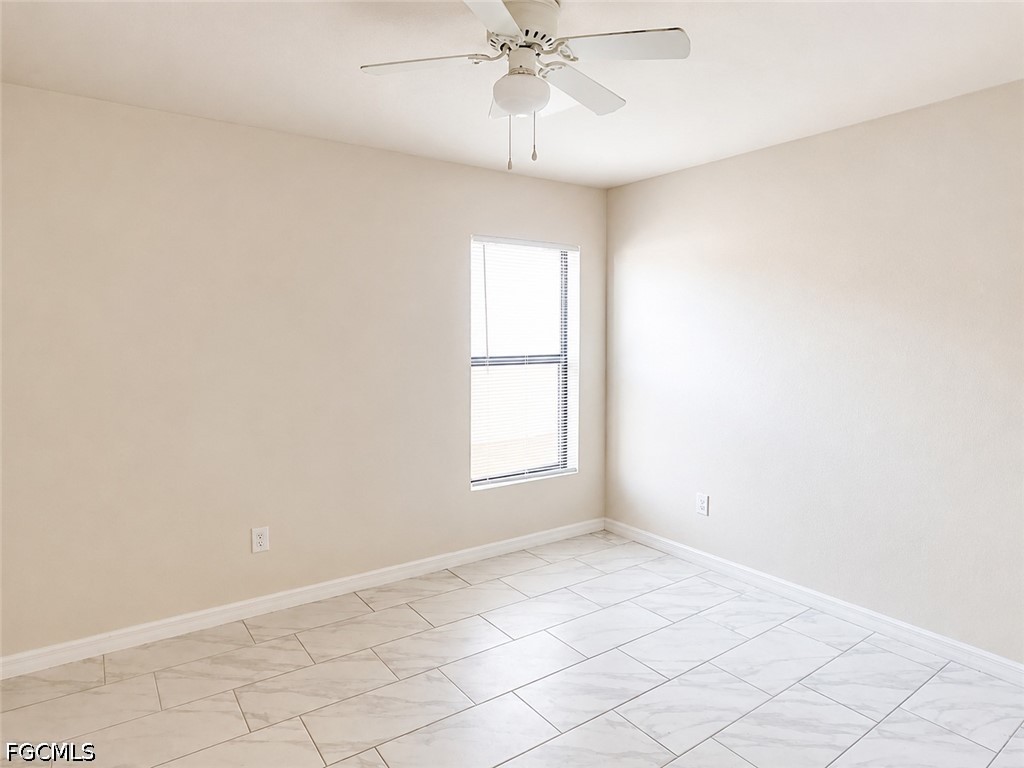 3 Bed Duplex for Sale in Cape Coral, photo 6