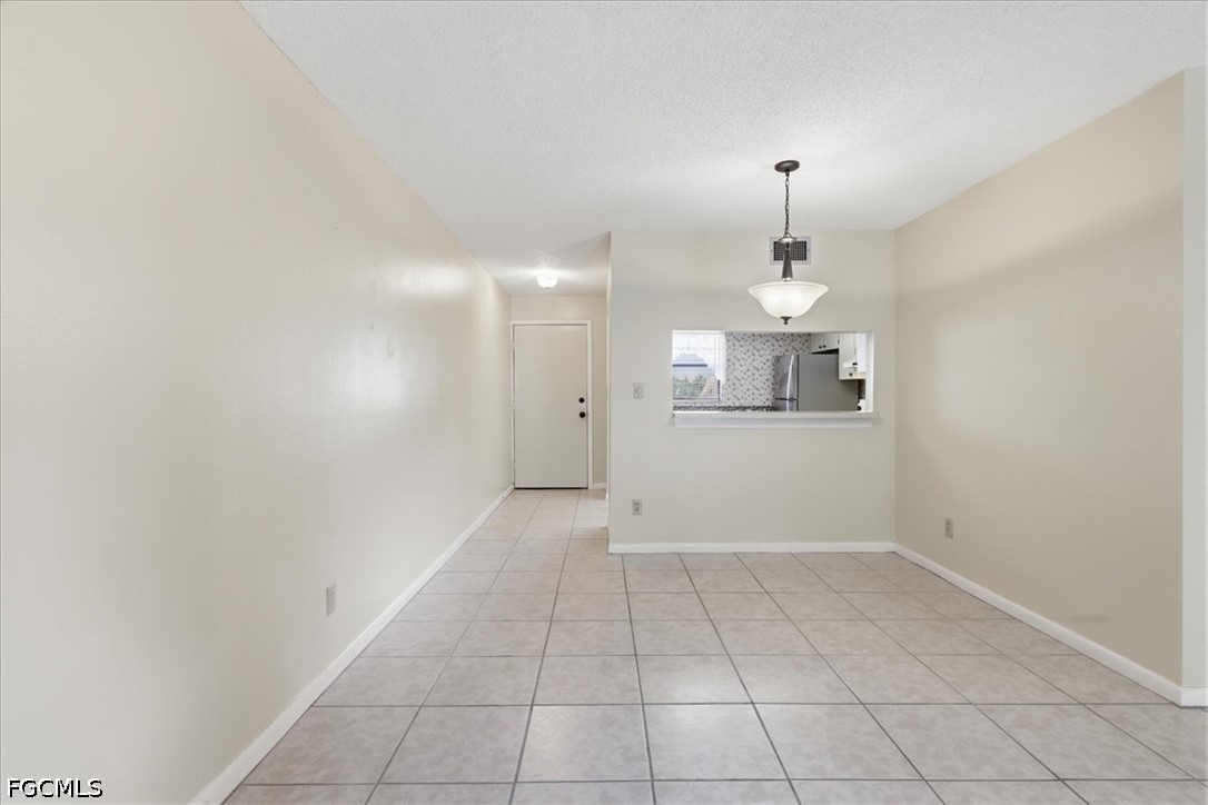 2 Bed Condominium for Sale in Fort Myers, photo 6