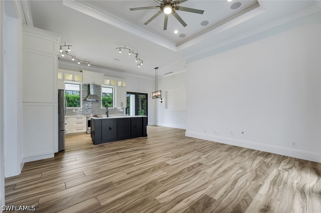 3 Bed SingleFamilyResidence for Sale in Naples, photo 6