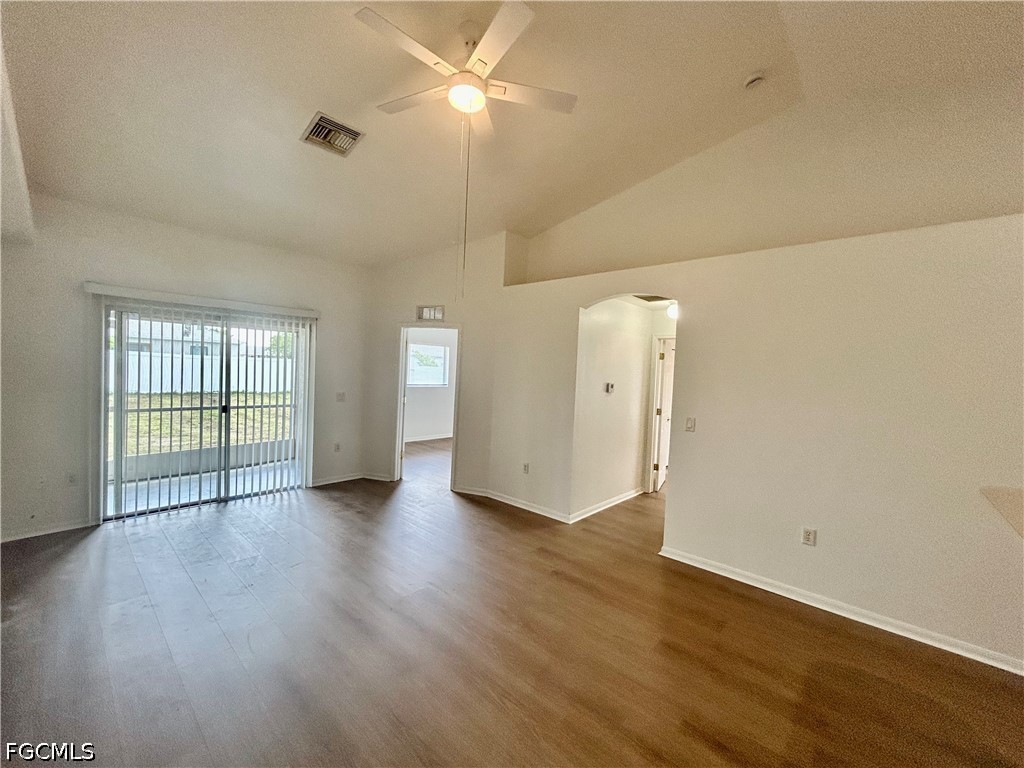 3 Bed Duplex for Sale in Cape Coral, photo 6