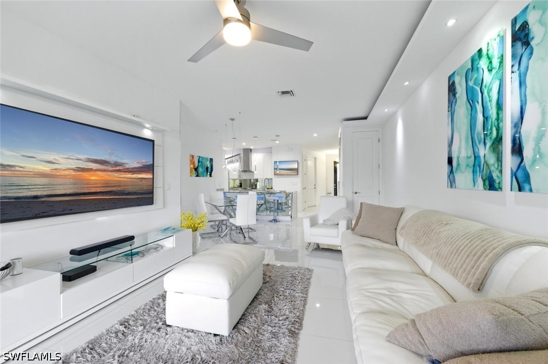 3 Bed Waterfront Home for Sale in Naples, photo 6