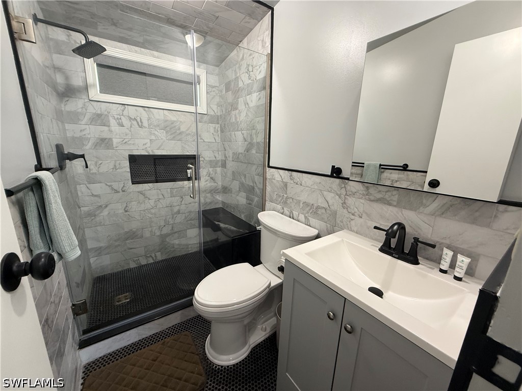 3 Bed ManufacturedHome for Sale in Bonita Springs, photo 6