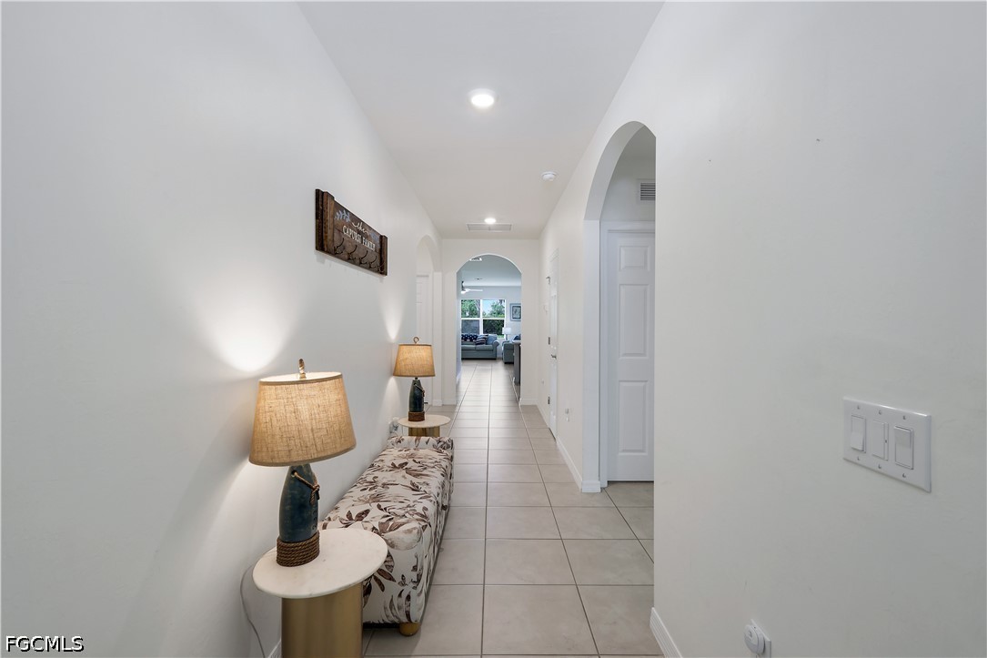 4 Bed SingleFamilyResidence for Sale in Entrada, FL — photo 6