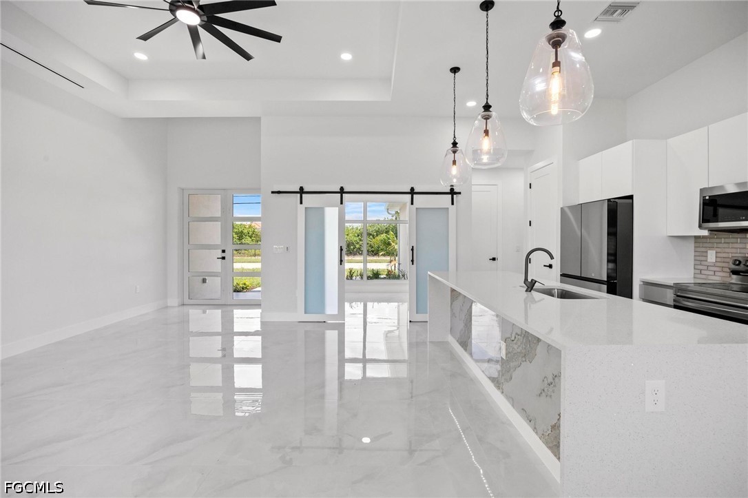 3 Bed SingleFamilyResidence for Sale in Cape Coral, FL — photo 6