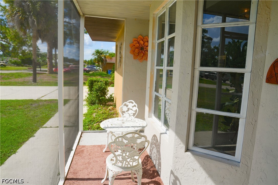 2 Bed SingleFamilyResidence for Sale in Lehigh Acres, photo 6