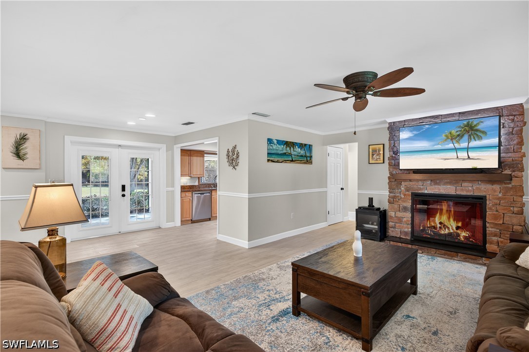 3 Bed SingleFamilyResidence for Sale in Logan Woods, photo 6