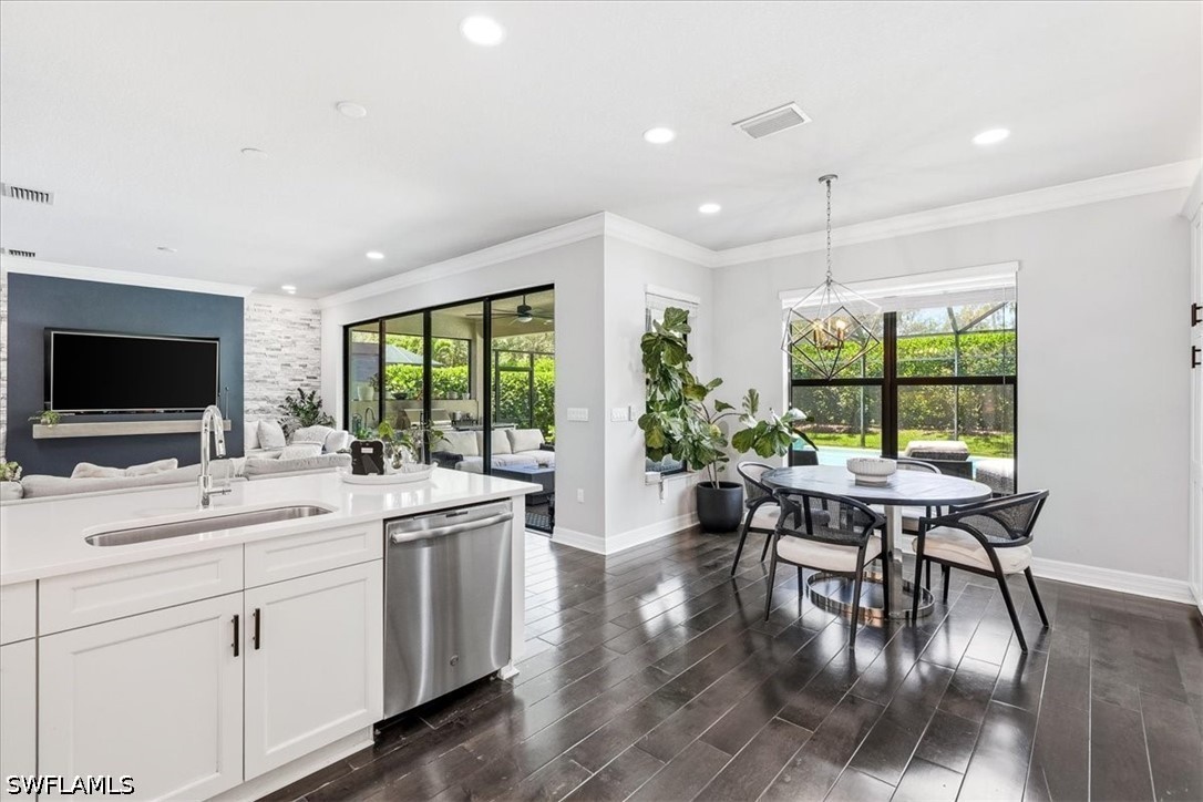 5 Bed Pool Home for Sale in Stonecreek, photo 6