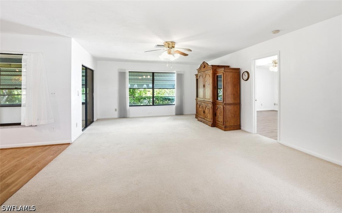 2 Bed SingleFamilyResidence for Sale in Naples, photo 6