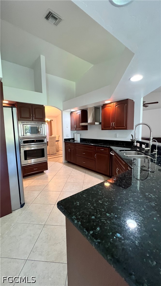 3 Bed SingleFamilyResidence for Sale in Lehigh Acres, photo 6
