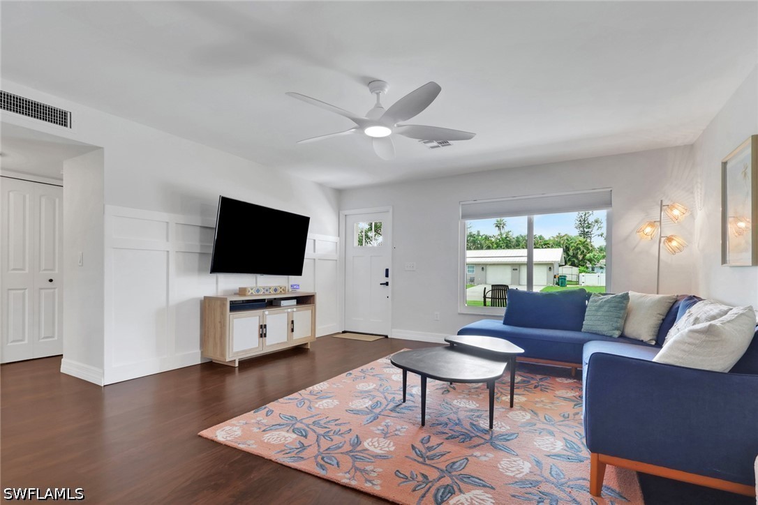 2 Bed SingleFamilyResidence for Sale in Naples, FL, $445,000 — photo 6