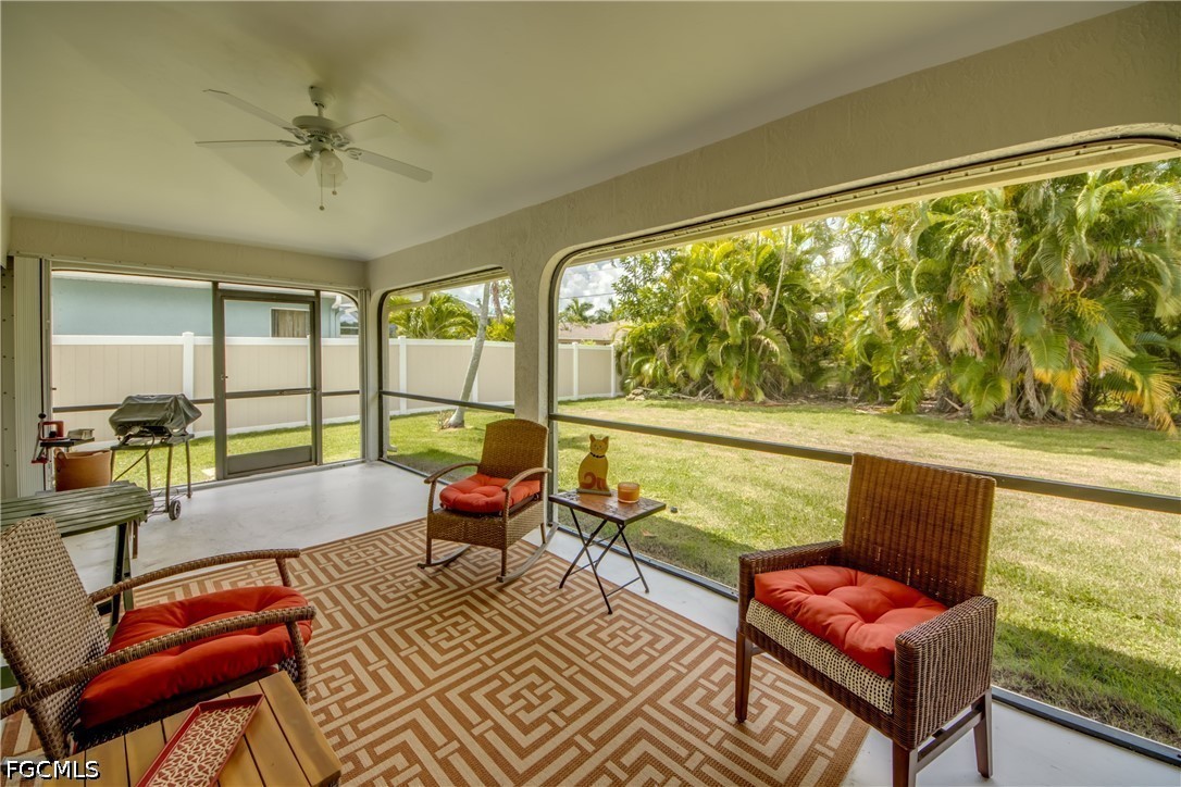 3 Bed SingleFamilyResidence for Sale in Cape Coral, photo 6