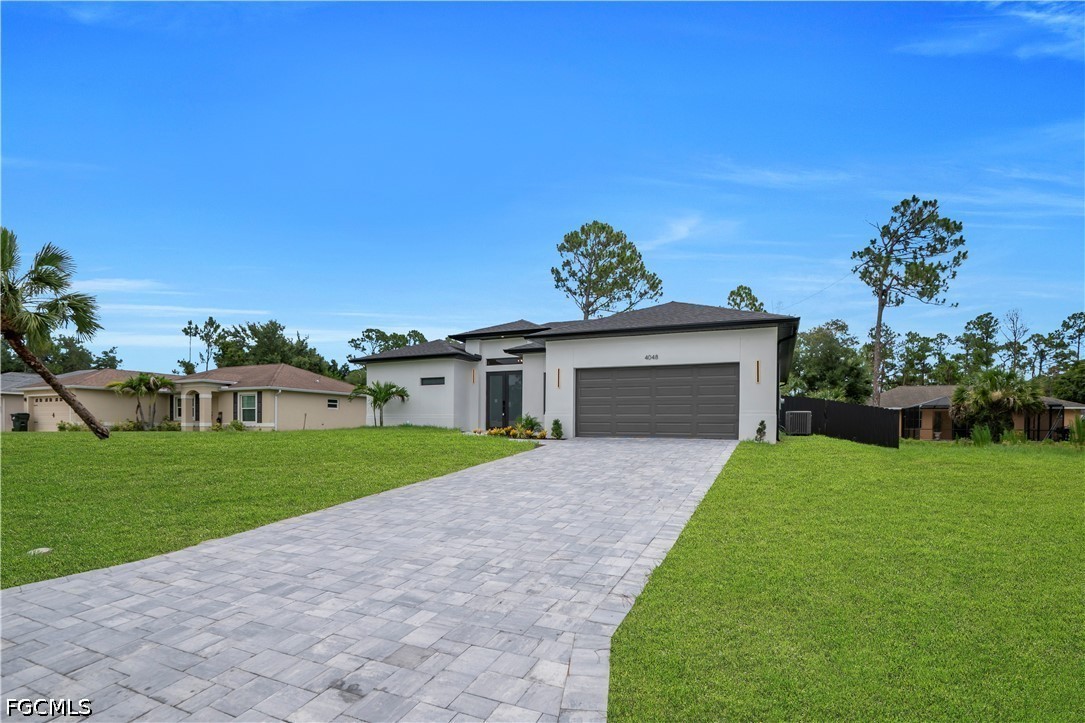 3 Bed Pool Home for Sale in Port Charlotte, photo 6