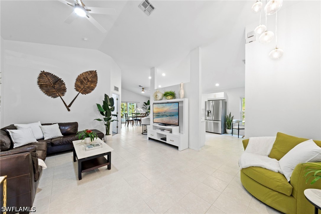 3 Bed Pool Home for Sale in Fort Myers, photo 6