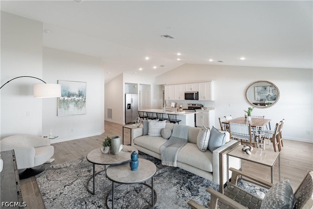 4 Bed SingleFamilyResidence for Sale in Cape Coral, FL — photo 6