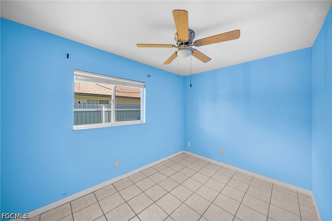 3 Bed Duplex for Sale in Cape Coral, photo 6